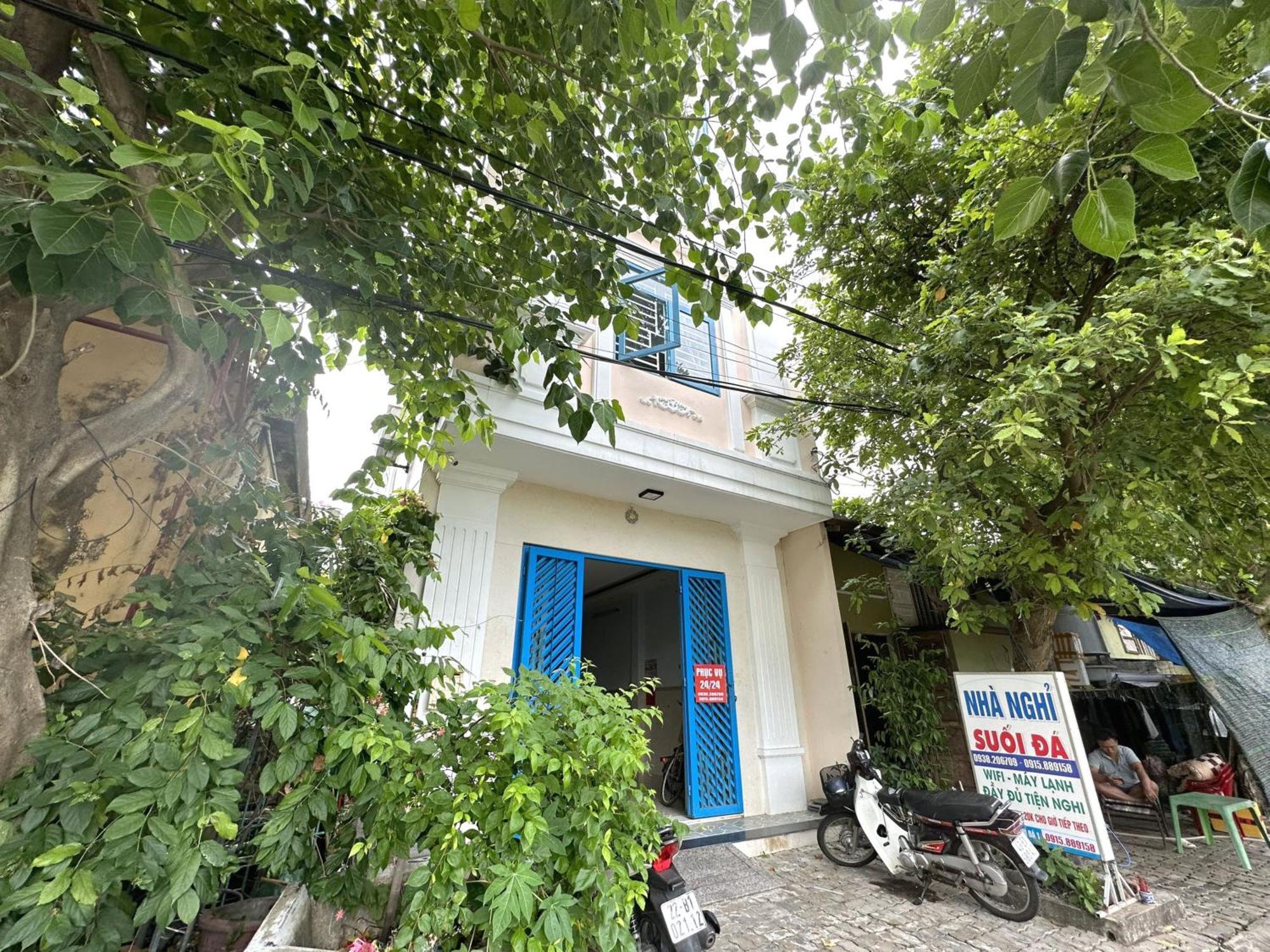 Oyo 1187 Suoi Da Motel Da Nang Bagian luar foto