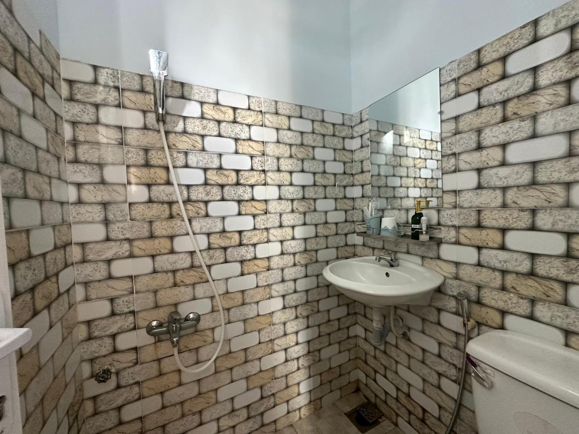 Oyo 1187 Suoi Da Motel Da Nang Bagian luar foto